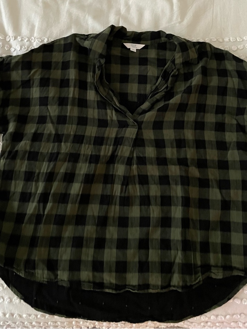 Time and Tru L Green and Black Plaid V-Neck Tunic